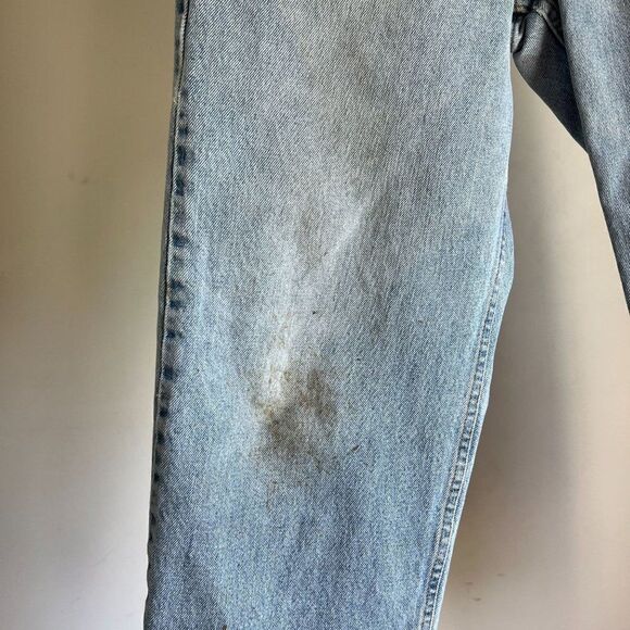 Vintage Levi's red tab 550s relaxed fit light wash distressed jeans 90s baggy 36 - Picture 5 of 9